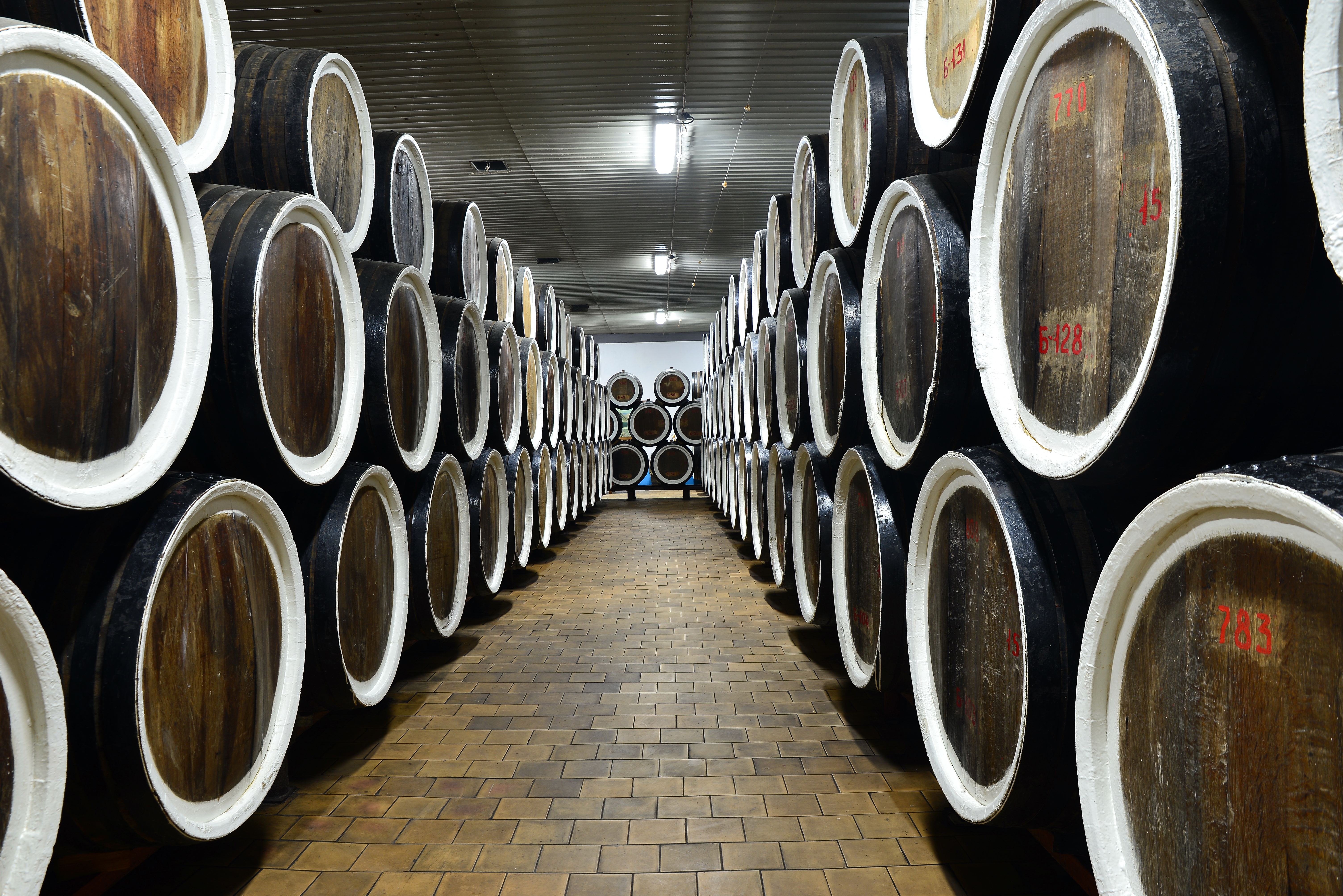 Завод марочных вин коктебель. Завод марочных вин коктебель. Винный завод в крыму коктебель. Завод вин коктебель отзывы. Завод вин коктебель отзывы.